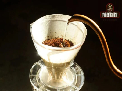 طرق معالجة القهوة｜ما هي طريقة التقشير الرطب Wet Hulling؟ وما الفرق بينها وبين المعالجة التقليدية بالغسل بالماء؟ وما تأثير طريقة التقشير الرطب في نكهات القهوة؟